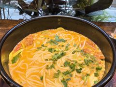 -银米·云南传统过桥米线(双廊黑金冠店)