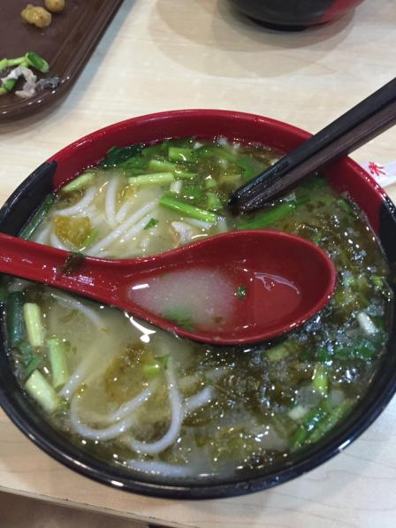 口福们米线-"朋友介绍去吃的 吃了几次鱼肉米线 真的很.