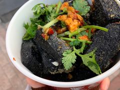 -黑色经典臭豆腐·湖南特产(步行街店)