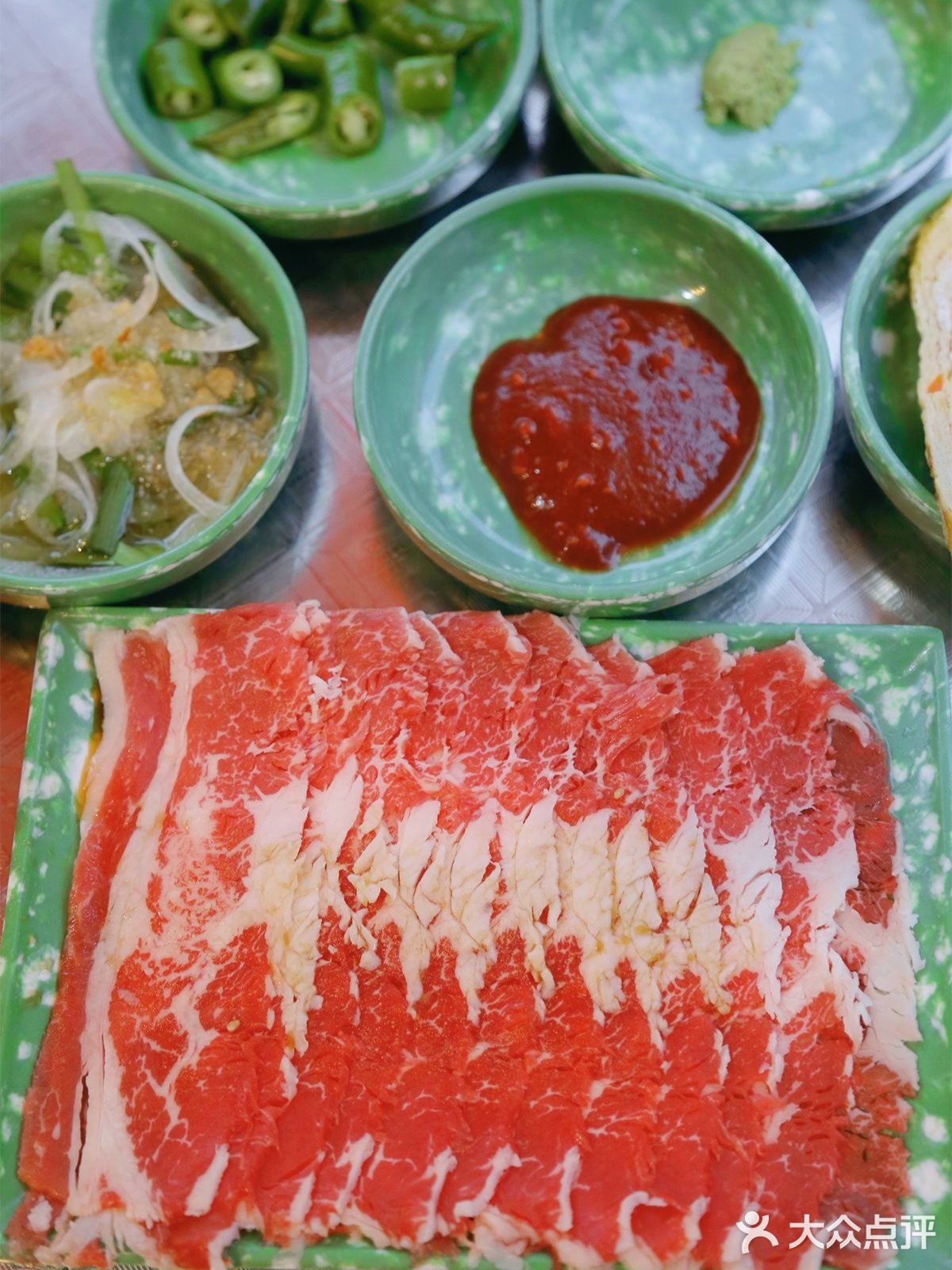 魔都探店｜穿越到韩剧的路边摊吃冷三先生烤肉