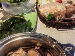 -一叶一世界·素食餐厅(锦华万达店)