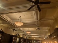 -LONG BAR 廊吧(外滩华尔道夫酒店)