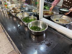 自助调料区-鸿浩扒猪脚米线