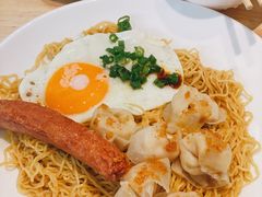鱼皮饺三宝竹升面-明記茶餐廳(福田总店)