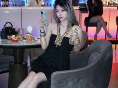 -上海宝华万豪酒店