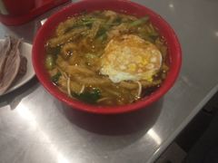 -易记皮肚面(明瓦廊店)