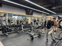 -超鹿运动(五四路恒力城店)