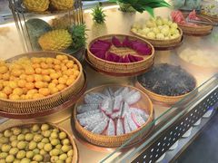 -四囍码头海鲜烧烤自助火锅(外滩南京东路悦荟广场店)