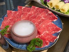 厚切安格斯雪花牛肉-新草堂锅物料理(泉城路店)