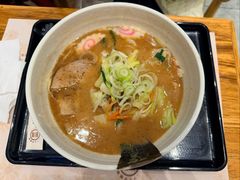 -怡己·三ツ矢堂日式料理(海伦店)
