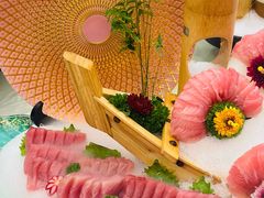 -东豪园林海鲜酒家(南港路辅路店)