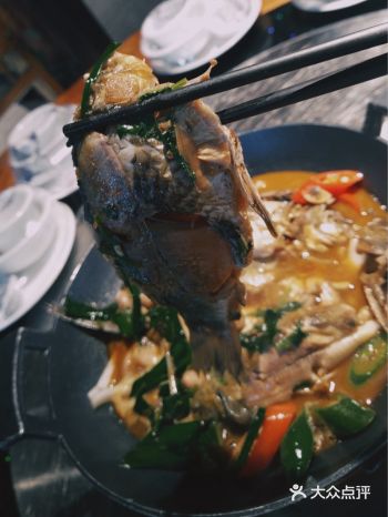 今日不钓鱼，去城市里的“农家乐”吃鱼！！