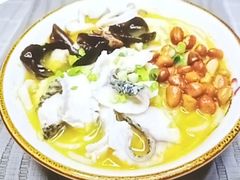 -南苑风味过桥米线(革新路店)