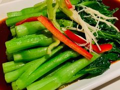 -肥仔文澳门猪骨煲(南京西路店)