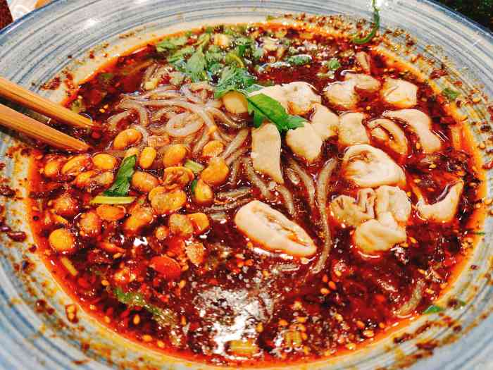 甘食记成都肥肠粉(momopark店)-"又来吃它家的鸡丝凉面和冰粉啦,这个