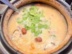 招牌砂锅粥-利杨记·本味轩粥坊·烧烤(宝体店)