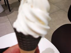-喜茶(杭州滨江宝龙店)