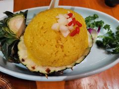 菠萝饭-老滇山寨•云南特色菜•地方菜•民族风情歌舞表演(金碧店)