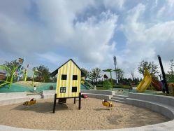 -季高兔窝窝亲子园(上海薰衣草公园店)