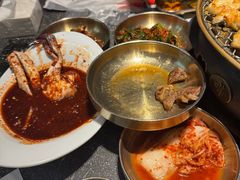 -草家酱蟹炭火烤肉店(珲春南路二店)
