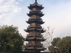 -龙华寺