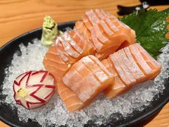 三文鱼腩-吟松日式料理(莘庄店)
