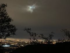 -鬼笑石后山停车场