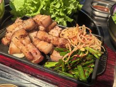 烤黑猪五花肉-양평식당·杨平食堂(华贸店)
