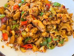酸菜竹笋炒油渣-老三样·旧食新味(绿地店)