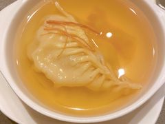 花胶灌汤饺-皇朝会.经典传统粤菜(外滩店)