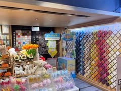 -猫的天空之城概念书店(苏州诚品店)