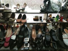 -京伟修鞋洗鞋奢侈品皮具护理店