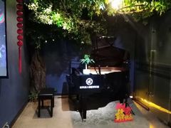 -北京圣典成人钢琴俱乐部(德思勤店)
