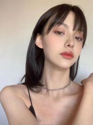 -变画·发型STUDIO