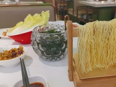 -洪氏嗨捞·广东猪肚鸡·椰子鸡火锅(西咸万象城店)
