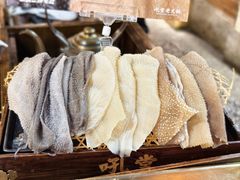 头牌毛肚拼盘-吼堂老火锅(太古里总店)