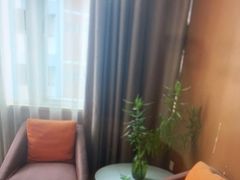 -卡罗酒店(东门晒布地铁站店)