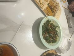 -老街烧烤大排档·地道湖北菜·龙虾馆(汉口火车站店)