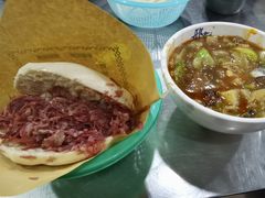 -邢老三肉丸糊辣汤(西安总店)