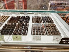 -VENCHI 闻绮(上海佛罗伦萨小镇店)