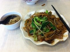 干炒牛肉河粉-家味螺蛳粉&烤鱼(五角场店)