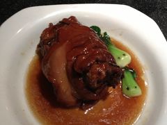 酱闷肘子-城南往事济南风味主题餐厅(东环店)