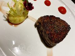 菲力牛排配土豆沙拉-王品牛排(杭州大厦店)