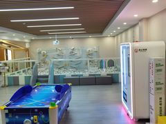 -碧中海汤泉汗蒸酒店