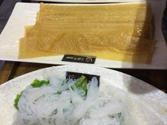 油豆皮-唇辣号重庆老火锅(石担路店)