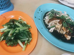 双拼鸡饭-伍秀泽海南鸡饭茶室