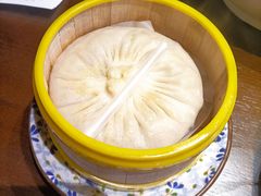 蟹黄汤包-九炉分座(五彩店)