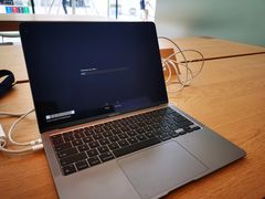-Apple零售店(华贸购物中心店)