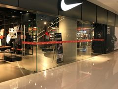 -耐克(恒隆广场店)
