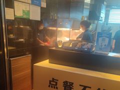 -麦当劳(宁波火车高铁站店)